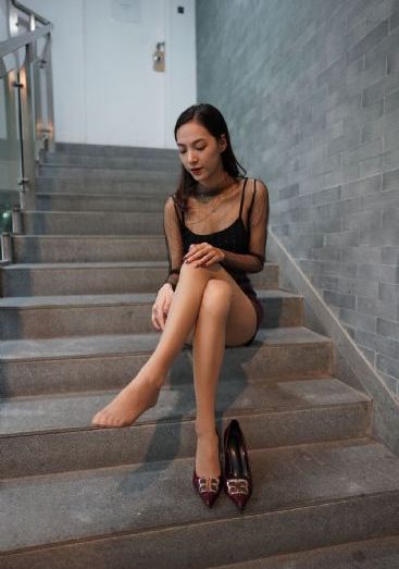 美丽的姑娘高清版在线观看
